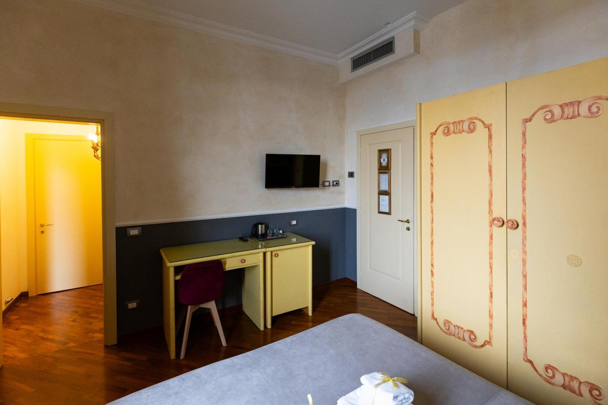 S.Maria Novella Dream Suites Florence Exterior photo
